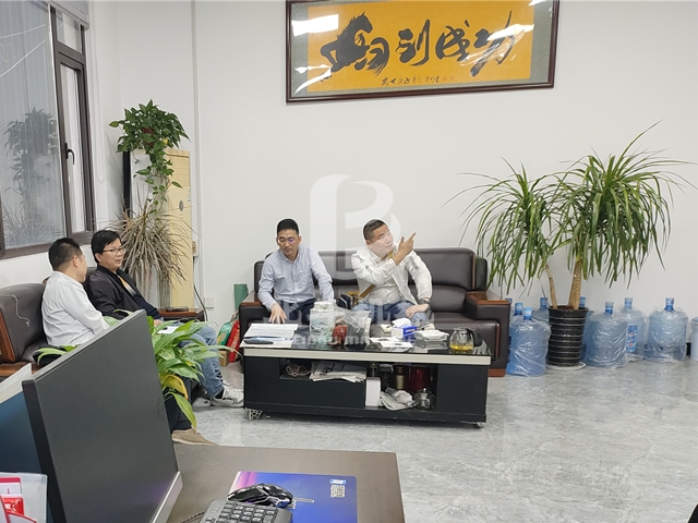锂电池草莓视频网站下载建立绿色回收体系,吸引客户前来考察